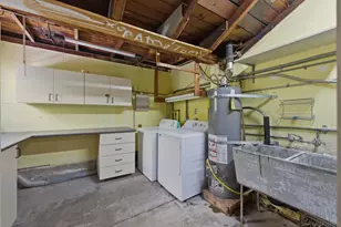 1935 Goldfield, San Diego, CA 92110 - Photo 27