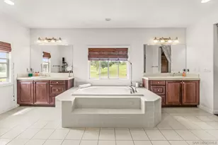 1077 Village Dr, Oceanside, CA 92057 - Photo 17
