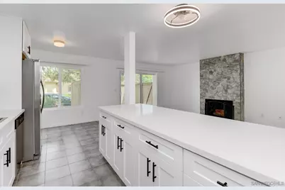  2388 Grand, San Diego, CA 92109 - Photo 7