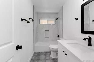 2388 Grand, San Diego, CA 92109 - Photo 21