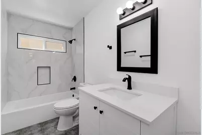  2388 Grand, San Diego, CA 92109 - Photo 15