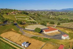 5104 Olive Hill Trail, Bonsall, CA 92003 - Photo 3