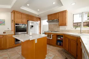 40604 Via Diamante, Murrieta, CA 92562 - Photo 5