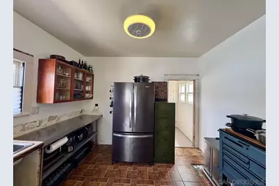  3041 Valle Ave, San Diego, CA 92113 - Photo 13