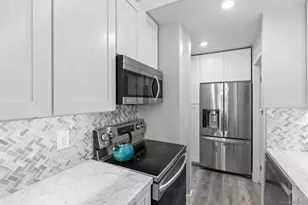 1775 Diamond, San Diego, CA 92109 - Photo 7
