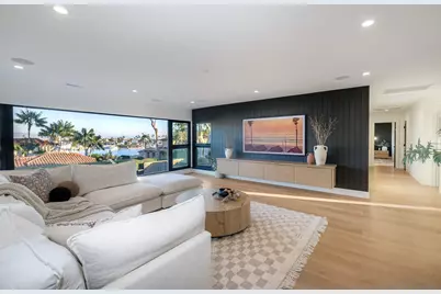  2980 Nichols St, San Diego, CA 92106 - Photo 3