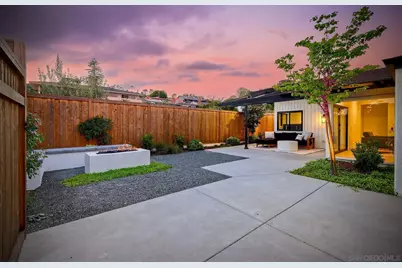  2980 Nichols St, San Diego, CA 92106 - Photo 47
