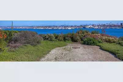  2980 Nichols St, San Diego, CA 92106 - Photo 1