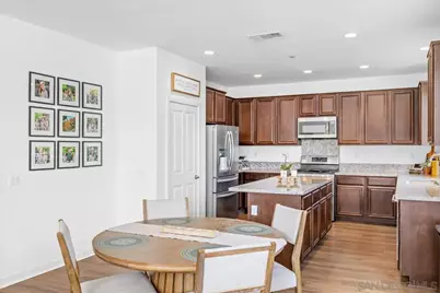  803 Kelley Way, San Marcos, CA 92069 - Photo 19