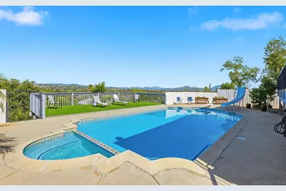  654 Schafer Place, Escondido, CA 92025 - Photo 29