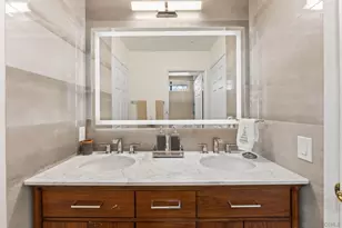 10386 Wateridge Cir, San Diego, CA 92121 - Photo 23