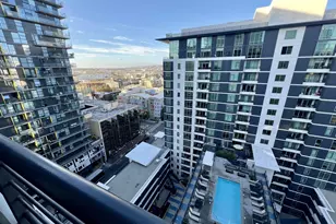 425 W Beech St, San Diego, CA 92101 - Photo 13