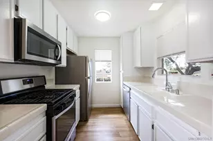 10740 Aderman Ave, San Diego, CA 92126 - Photo 9