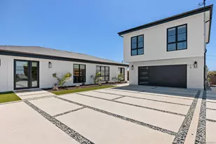 227 Hill Dr, Vista, CA 92083 - Photo 3