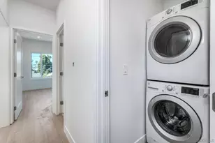 2175 Bacon St, San Diego, CA 92107 - Photo 11