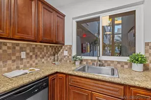 1030 Robinson Ave, San Diego, CA 92103 - Photo 9