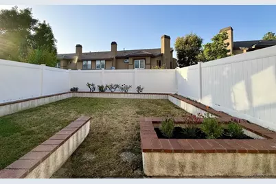  992 S Country Glen Way, Anaheim, CA 92808 - Photo 35