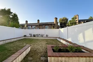 992 S Country Glen Way, Anaheim, CA 92808 - Photo 35