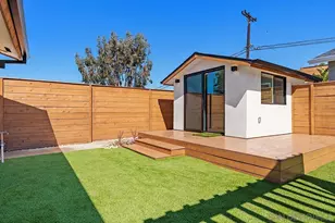 948 Emma, Cardiff by the Sea, CA 92007 - Photo 27