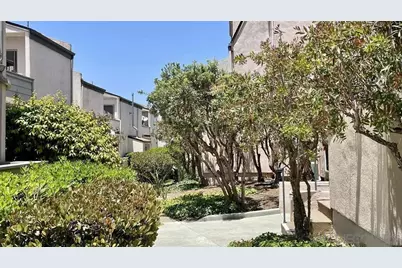  3266 Ashford St. Unit K, San Diego, CA 92111 - Photo 3