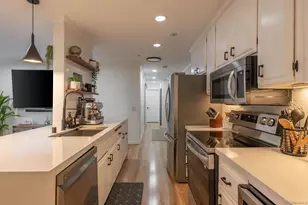 1235 Parker Pl, San Diego, CA 92109 - Photo 11
