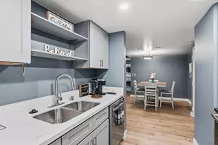 425 W Beech St, San Diego, CA 92101 - Photo 5