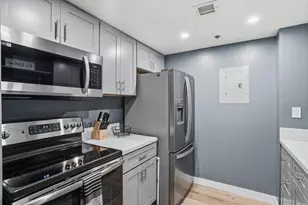 425 W Beech St, San Diego, CA 92101 - Photo 7