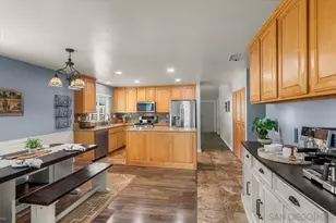 8677 Via Del Luz, El Cajon, CA 92021 - Photo 17