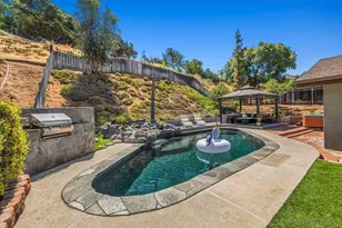 8677 Via Del Luz, El Cajon, CA 92021 - Photo 35