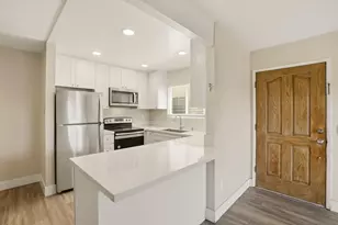 830 W Lincoln Ave, Escondido, CA 92026 - Photo 5
