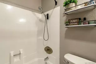 9149 Village Glen, San Diego, CA 92123 - Photo 19