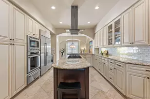 7713 Ivanhoe Ave, La Jolla, CA 92037 - Photo 25