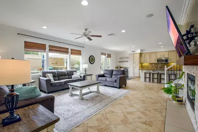  27452 Pinyon St, Murrieta, CA 92562 - Photo 5