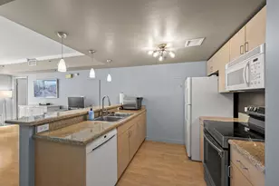 425 W Beech, San Diego, CA 92101 - Photo 5
