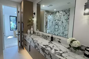 8308 Calle Del Cielo, La Jolla, CA 92037 - Photo 19