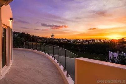  8308 Calle Del Cielo, La Jolla, CA 92037 - Photo 21