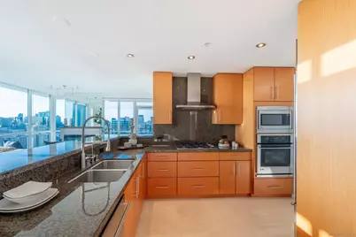  325 7th #2304, San Diego, CA 92101 - Photo 17