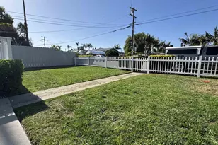 1011 Knowles Ave, Carlsbad, CA 92008 - Photo 3