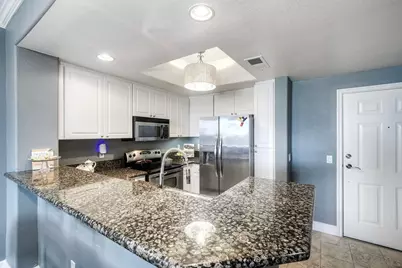  9253 Regents Rd. #A305, La Jolla, CA 92037 - Photo 5