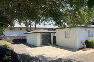 981 S Lincoln Ave, El Cajon, CA 92020 - Photo 3