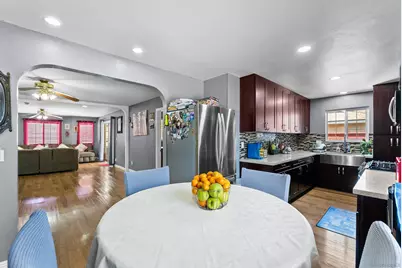  240 Ledgewood Ln, San Diego, CA 92114 - Photo 9