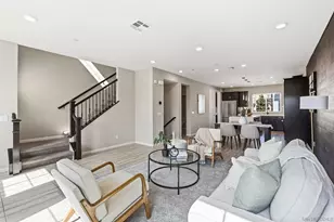 5992 Village Center Loop, San Diego, CA 92130 - Photo 11