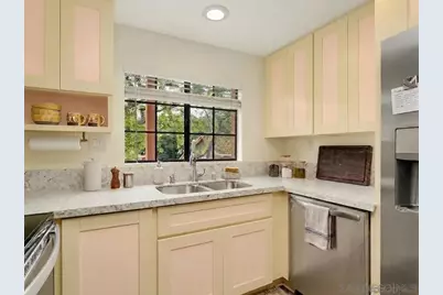  2822 Winthrop Ave, Carlsbad, CA 92010 - Photo 25
