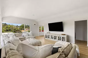 10409 Grandview Dr, La Mesa, CA 91941 - Photo 15