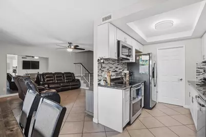  803 Shelter Cove Way, Oceanside, CA 92058 - Photo 7