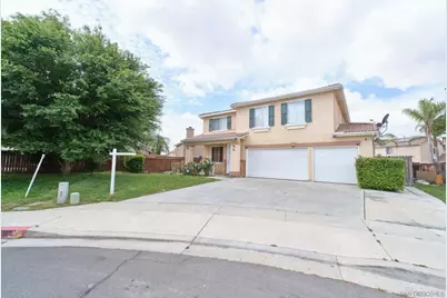  401 Memphis Court, Hemet, CA 92545 - Photo 1