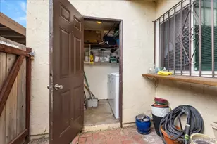 238 Regency Ct, Chula Vista, CA 91910 - Photo 23