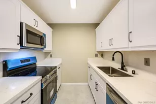 8338 Regents, San Diego, CA 92122 - Photo 11