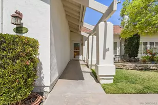 11762 Calle Vivienda, San Diego, CA 92128 - Photo 3