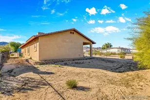 72440 Sun Valley Dr, Twentynine Palms, CA 92277 - Photo 27